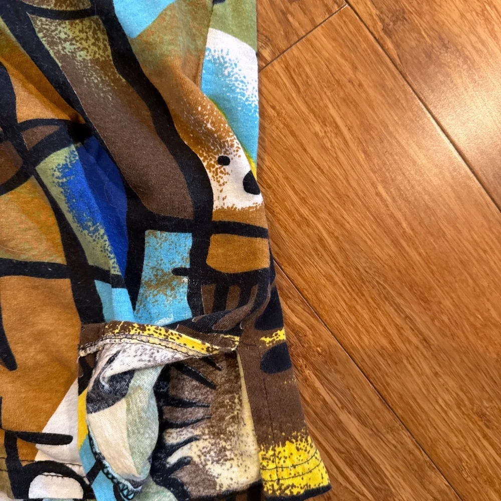Vintage graphic multi colored top - Picture 5 of 5